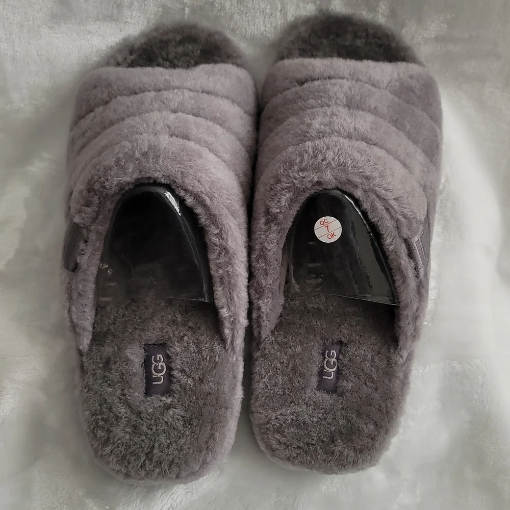 NEW Men's Uggs Fluff You Slippers Gray, Sizes (US)      M9/W11 or M12/W14 - Picture 4 of 7